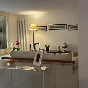  Apartment Casa Fiorita Appia Antica Italy